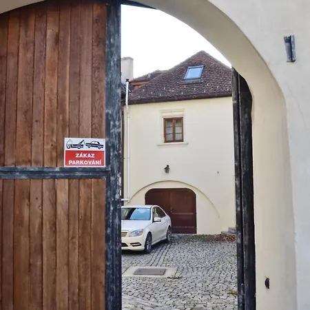 Apartments 3 In The Historic Part Of Znojmo Exterior photo